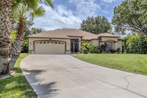Villa ou maison à vendre à North Port, Floride: 3 chambres, 151.34 m2 № 1917266 - photo 3