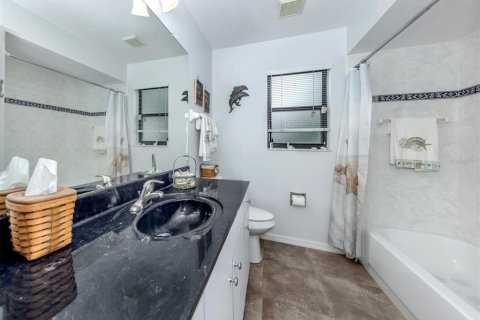 Villa ou maison à vendre à North Port, Floride: 3 chambres, 151.34 m2 № 1917266 - photo 22
