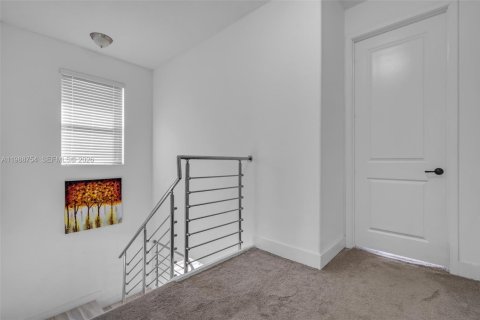 Снять в аренду виллу или дом в Хайалиа, Флорида 3 спальни, 230.96м2, № 2050743 - фото 29