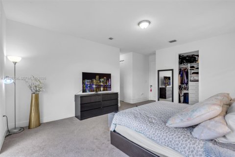 Снять в аренду виллу или дом в Хайалиа, Флорида 3 спальни, 230.96м2, № 2050743 - фото 25