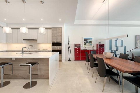 Condo in Sarasota, Florida, 3 bedrooms № 2156013 - photo 27