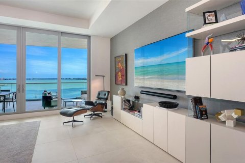 Condo in Sarasota, Florida, 3 bedrooms № 2156013 - photo 9
