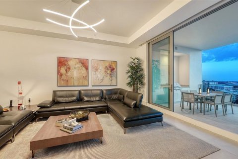 Condo in Sarasota, Florida, 3 bedrooms № 2156013 - photo 11