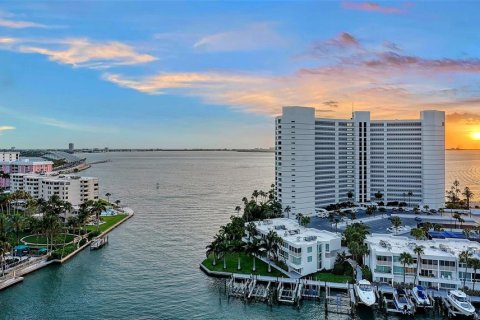 Condo in Sarasota, Florida, 3 bedrooms № 2156013 - photo 26