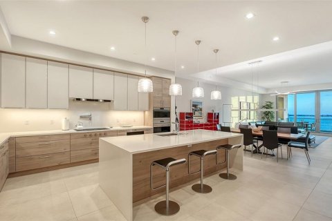 Condo in Sarasota, Florida, 3 bedrooms № 2156013 - photo 29