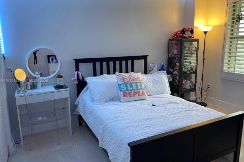 Купить кондоминиум в Ки-Бискейн, Флорида 2 спальни, 117.06м2, № 2002842 - фото 8