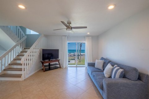 Adosado en venta en Ormond Beach, Florida, 3 dormitorios, 131.92 m2 № 1637599 - foto 5