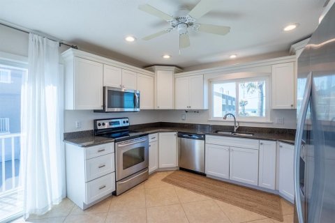 Adosado en venta en Ormond Beach, Florida, 3 dormitorios, 131.92 m2 № 1637599 - foto 14