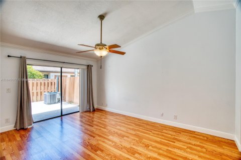 Townhouse in Palm Beach Gardens, Florida 3 bedrooms, 133.22 sq.m. № 1842355 - photo 28