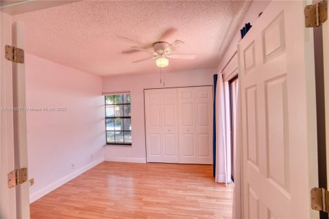 Townhouse in Palm Beach Gardens, Florida 3 bedrooms, 133.22 sq.m. № 1842355 - photo 20