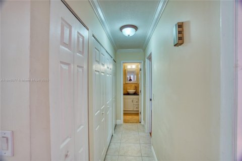 Townhouse in Palm Beach Gardens, Florida 3 bedrooms, 133.22 sq.m. № 1842355 - photo 22