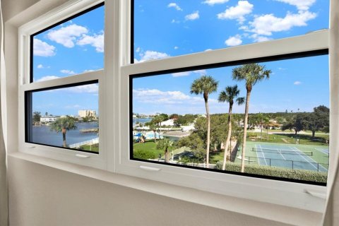 Copropriété à vendre à Largo, Floride: 2 chambres, 102.19 m2 № 2420376 - photo 15
