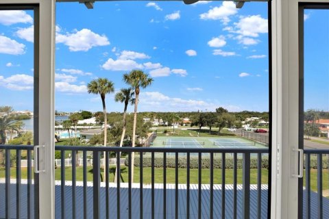 Copropriété à vendre à Largo, Floride: 2 chambres, 102.19 m2 № 2420376 - photo 27