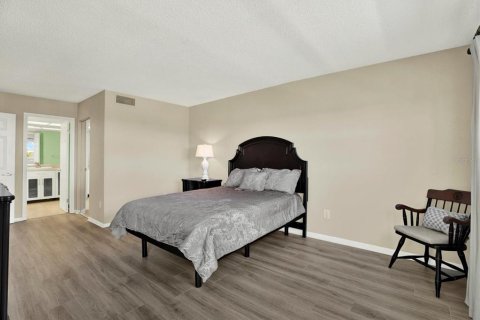 Copropriété à vendre à Largo, Floride: 2 chambres, 102.19 m2 № 2420376 - photo 13