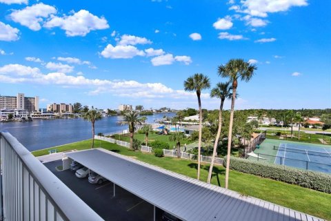 Copropriété à vendre à Largo, Floride: 2 chambres, 102.19 m2 № 2420376 - photo 28