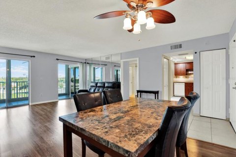 Copropriété à vendre à Largo, Floride: 2 chambres, 102.19 m2 № 2420376 - photo 4