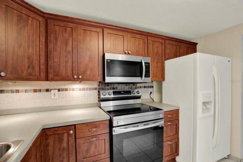 Copropriété à vendre à Largo, Floride: 2 chambres, 102.19 m2 № 2420376 - photo 10