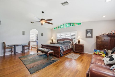 House in Odessa, Florida 3 bedrooms, 324.32 sq.m. № 2330610 - photo 25