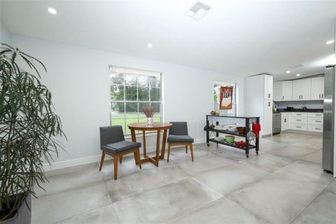Villa ou maison à vendre à Longwood, Floride: 3 chambres, 178.37 m2 № 2415550 - photo 10