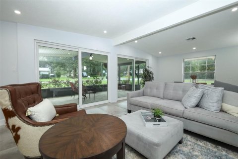 Villa ou maison à vendre à Longwood, Floride: 3 chambres, 178.37 m2 № 2415550 - photo 7