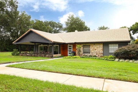 Villa ou maison à Longwood, Floride 3 chambres, 178.37 m2 № 2415550