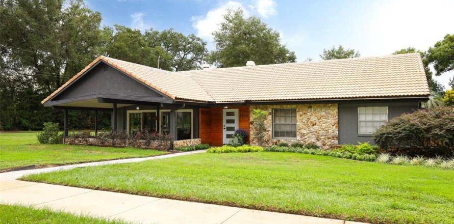 Villa ou maison à Longwood, Floride 3 chambres, 178.37 m2 № 2415550