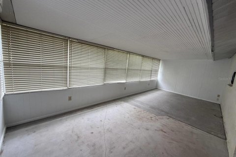Villa ou maison à louer à Zephyrhills, Floride: 2 chambres, 113.71 m2 № 2386636 - photo 8