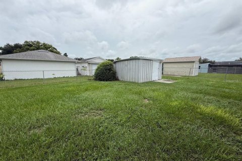 Villa ou maison à louer à Zephyrhills, Floride: 2 chambres, 113.71 m2 № 2386636 - photo 18