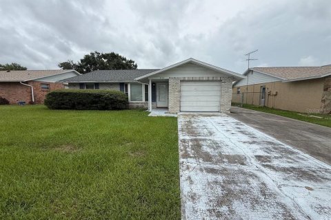 Villa ou maison à Zephyrhills, Floride 2 chambres, 113.71 m2 № 2386636