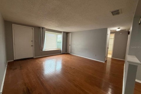 Villa ou maison à louer à Zephyrhills, Floride: 2 chambres, 113.71 m2 № 2386636 - photo 3