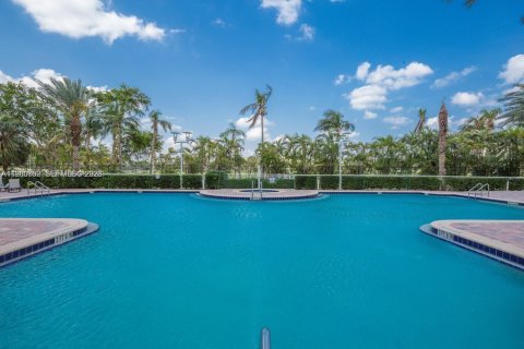 Condominio en alquiler en Hallandale Beach, Florida, 2 dormitorios, 132.39 m2 № 2043890 - foto 26