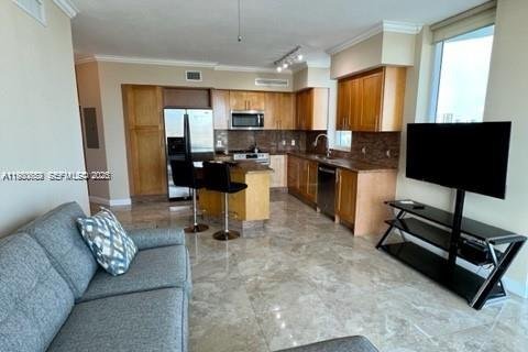 Condominio en alquiler en Hallandale Beach, Florida, 2 dormitorios, 132.39 m2 № 2043890 - foto 5