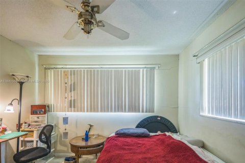House in Tamarac, Florida 2 bedrooms, 93.09 sq.m. № 1834014 - photo 14