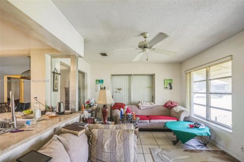 House in Tamarac, Florida 2 bedrooms, 93.09 sq.m. № 1834014 - photo 24