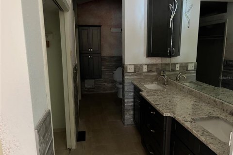 Villa ou maison à vendre à Polk City, Floride: 5 chambres, 387.96 m2 № 1514050 - photo 14