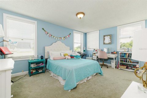Casa en venta en Lakeland, Florida, 4 dormitorios, 350.8 m2 № 2106546 - foto 29