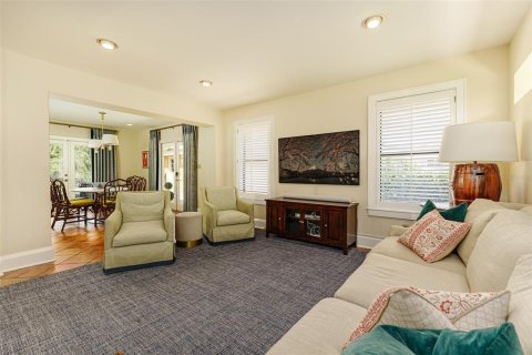 Casa en venta en Lakeland, Florida, 4 dormitorios, 350.8 m2 № 2106546 - foto 15
