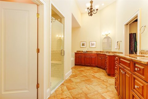 Casa en venta en Lakeland, Florida, 4 dormitorios, 350.8 m2 № 2106546 - foto 26