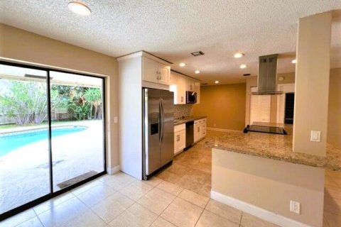 Villa ou maison à louer à Delray Beach, Floride: 3 chambres, 136.85 m2 № 2275023 - photo 5