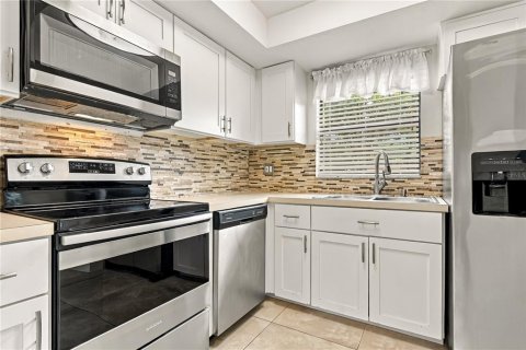 House in Oldsmar, Florida 3 bedrooms, 128.67 sq.m. № 2237427 - photo 19