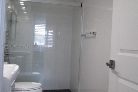 Condominio en alquiler en Sunny Isles Beach, Florida, 2 dormitorios, 100.98 m2 № 2066289 - foto 15