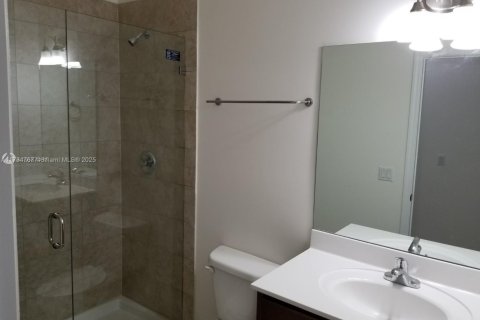 Condominio en venta en Miami, Florida, 3 dormitorios, 125.33 m2 № 1696369 - foto 22