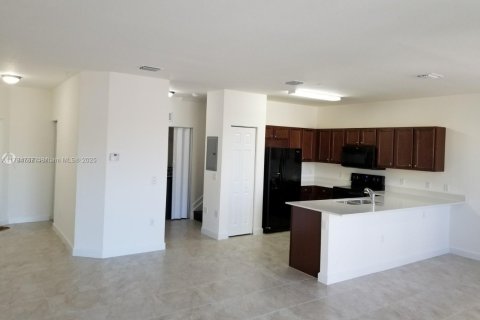 Condominio en venta en Miami, Florida, 3 dormitorios, 125.33 m2 № 1696369 - foto 14