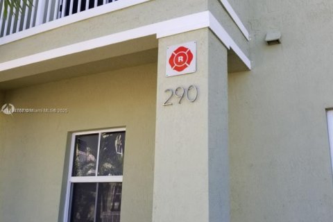 Condominio en venta en Miami, Florida, 3 dormitorios, 125.33 m2 № 1696369 - foto 8