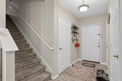 Villa ou maison à vendre à Kissimmee, Floride: 4 chambres, 235.41 m2 № 2394015 - photo 6