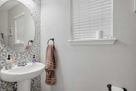 Villa ou maison à vendre à Kissimmee, Floride: 4 chambres, 235.41 m2 № 2394015 - photo 24