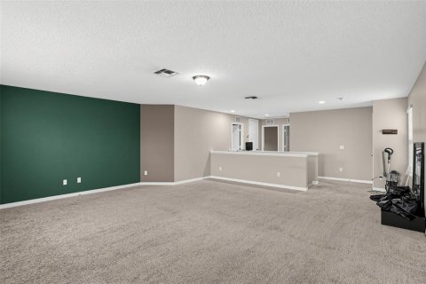 Villa ou maison à vendre à Kissimmee, Floride: 4 chambres, 235.41 m2 № 2394015 - photo 17