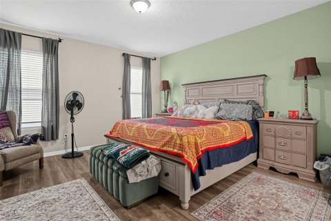 Villa ou maison à vendre à Kissimmee, Floride: 4 chambres, 235.41 m2 № 2394015 - photo 13