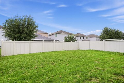 Villa ou maison à vendre à Kissimmee, Floride: 4 chambres, 235.41 m2 № 2394015 - photo 4