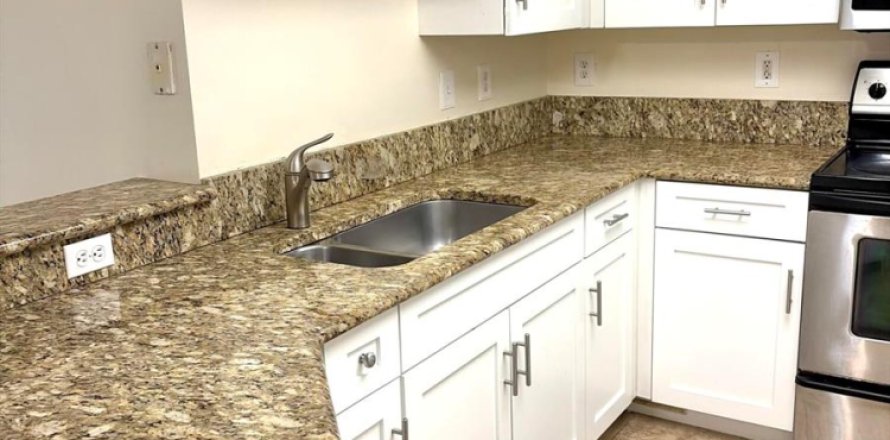 Condo à Royal Palm Beach, Floride, 2 chambres № 2432919